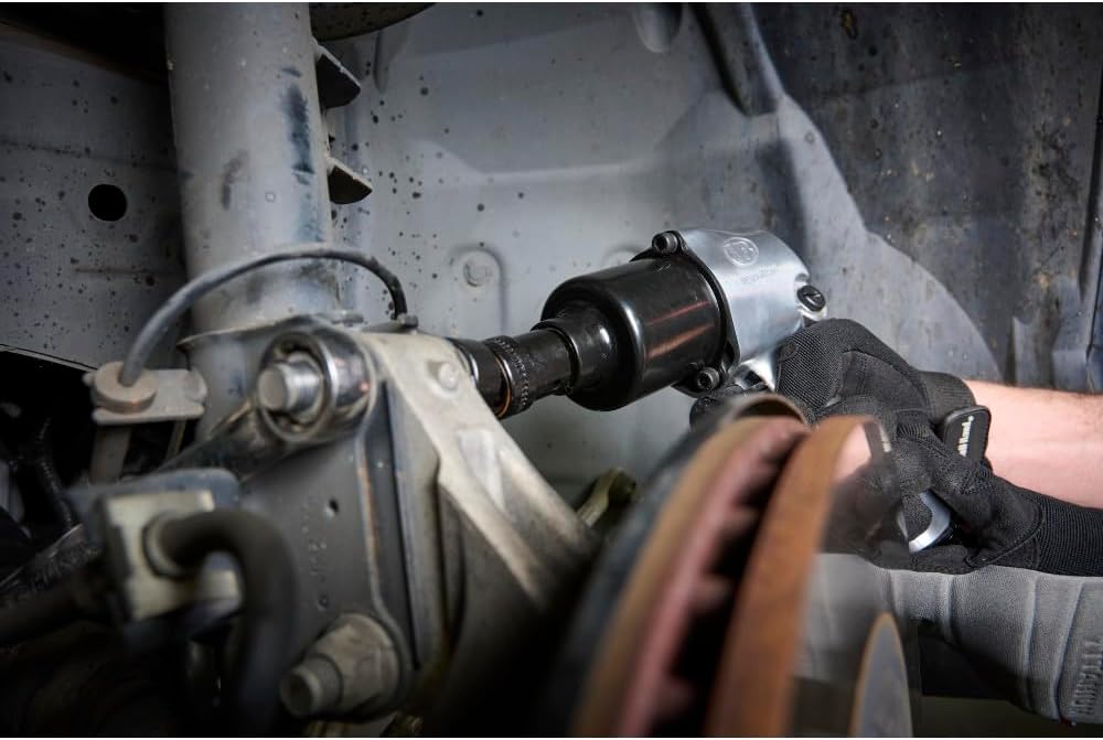 Ingersoll Rand 231C 1/2 in Air Impact Wrench 600 ft-lbs view 2
